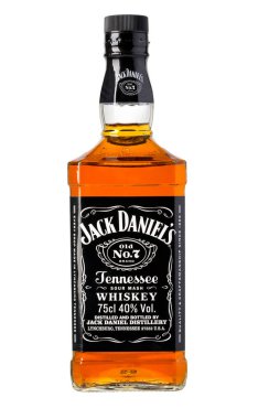 Chisinau, Moldova 05 Aralık 2015: Beyaz arka planda izole edilmiş Jack Daniel 'in tennessee viski şişesinin atölyesi, simgesel kehribar sıvısı ve siyah etiketi gösteriyor