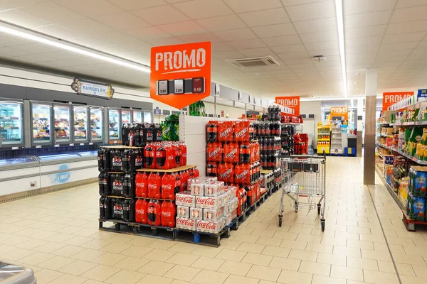 Sankt Vith Belgium Augusus2022 브랜드와 브랜드를 포함하고 Lidl 슈퍼마켓의 브랜드 — 스톡 사진