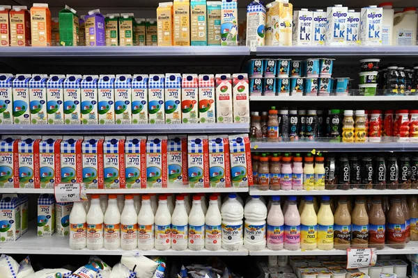 Jerusalem Israel Mayo 2023 Productos Lácteos Marca Tnuva Yotvata Estantes — Foto de Stock
