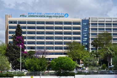 RA 'ANANA, ISRAEL - Mayıs 2023: Loewenstein Hastanesi Rehabilitasyon Merkezi, İsrail' in en büyük ve önde gelen rehabilitasyon hastanesi