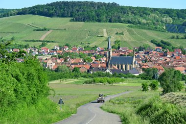 Alsace Şarapları 'nın Westhoffen yolu Bas-Rhin Bölgesi ve Kuzey Doğu Fransa' nın Büyük Doğu Bölgesi 'nde bir komün..