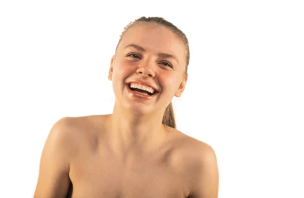 Schöne Mädchen Ohne Gesicht Make Lachen Isoliert Auf Weißem Hintergrund — Stockfoto