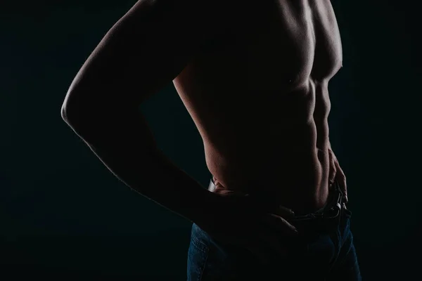 Jovem Homem Musculoso Com Nua Parte Superior Corpo Posando Estúdio — Fotografia de Stock