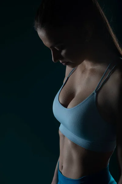 Přizpůsobit Ženské Atlet Dosažení Cíle Transformace Těla Studiu Cvičení — Stock fotografie