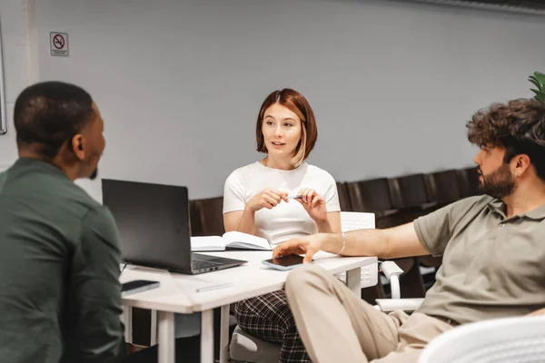 Diverse Group Young Creative People Discussing Business Plan Modern Start — Stock Photo, Image