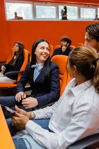 Three Students Smiling Talking Paying Attention Lecture — Stock Photo, Image