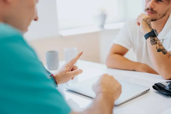 Evaluating Diagnoses Discussing Test Results Experienced Doctors — Stock Photo, Image