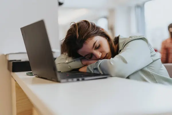Drained Tough Day Work Female Employee Finds Herself Asleep Desk — Stock Photo, Image