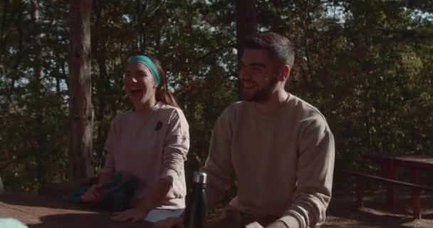 Active Friends Sportswear Enjoy Stunning Autumn Hike Mountains Chatting Having — Stock Video
