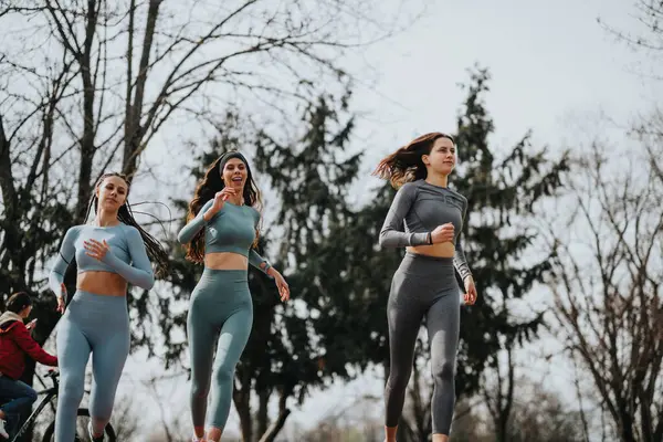 Group Fit Women Sportswear Running Park Depicting Health Exercise Camaraderie — Stock Photo, Image