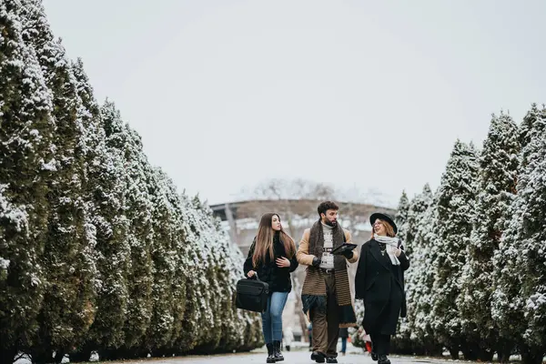 Three Friends Enjoying Winter Stroll Snowy Christmas Trees — Stock Photo, Image
