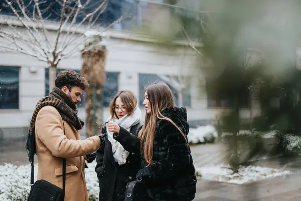 Group Young People Bundled Cold Share Conversation Laughter Snowy Day — Stock Photo, Image