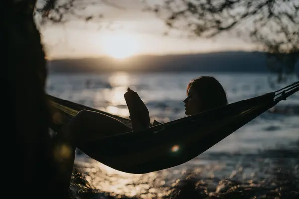 Lovely Young Girl Reading Book Relaxing Hammock Lake Beautiful Sunset — Stock Photo, Image