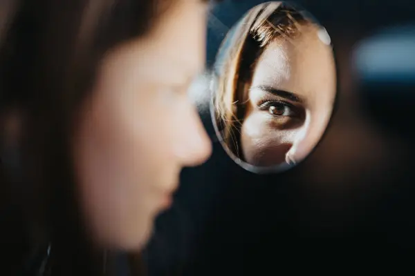 Artistic Portrait Woman Eye Clearly Reflected Small Hand Held Mirror — Stock Photo, Image