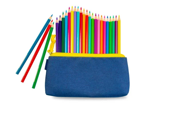 不同颜色的铅笔隔离在白色的背景上 彩色铅笔在铅笔盒里 有阴影的物体是用鞭子割开的 免版税图库图片