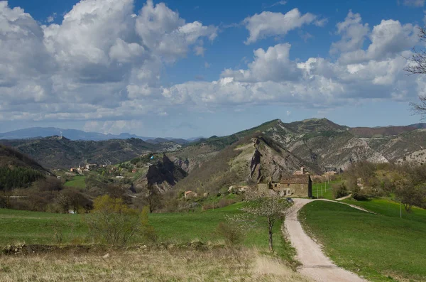 Widok Typową Wieś Regionie Marche Włochy — Zdjęcie stockowe