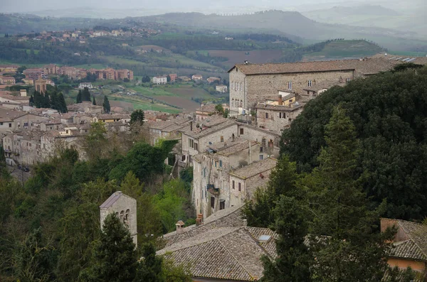 Panoramautsikt Över Den Medeltida Staden Todi Regnig Vårdag Umbrien Italien — Stockfoto