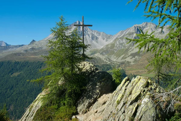 View Cross Top Mountain Zillertal Alps Casere Village Alto Adige — Stock Photo, Image