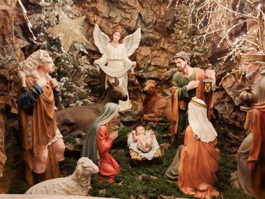 Noel minyatürü olarak doğum sahnesi. Sahnede Mary, Joseph ve bebek İsa 'nın olduğu küçük, karmaşık bir ahır olmalı.