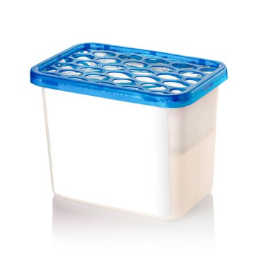 Yarı yarıya higroskopik granüllerle dolu nemlendirici yarı şeffaf kahverengi kabın içinden görülebiliyor, üzerinde havalandırmalı pembe kapak ve markalaştırma veya ürün bilgisi için temiz etiket alanı var.