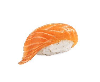 Bir parça somon nigiri suşi, yenmeye hazır, beyaz bir arka planda duruyor. Somon canlı bir portakaldır ve pirinç bembeyaz, hafif parıltılı. Popüler Japon tarzı engel