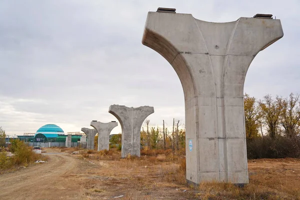 Astana Cazaquistão 2022 Estruturas Para Construção Transporte Ferroviário Ligeiro Lrt — Fotografia de Stock