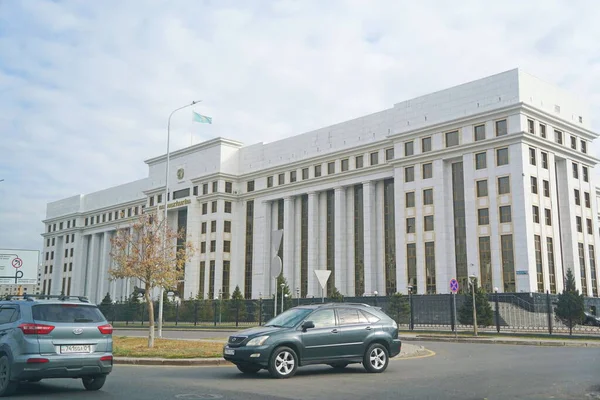 アスタナ カザフスタン 2022 首都のカザフスタン共和国検察庁の主な建物 — ストック写真