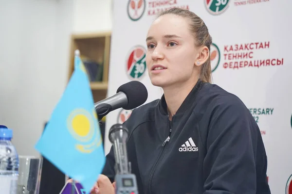 Almaty Kazakhstan 2022 Press Conference Kazakh Athlete Elena Rybakina Winner — Stock Photo, Image