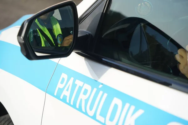 Almaty Kazakhstan 2022 Police Officer Partially Displayed Mirror Patrol Car — 图库照片