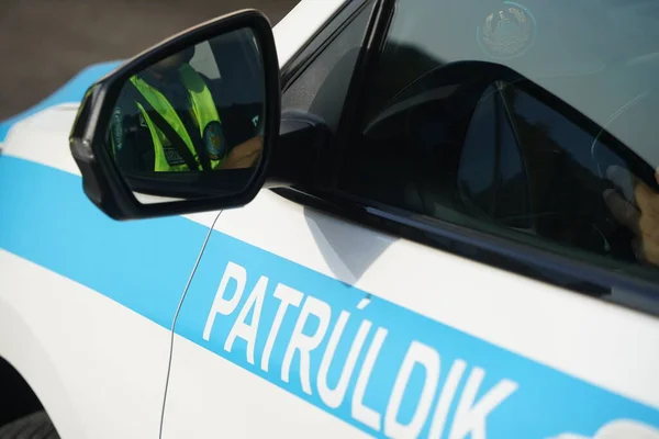 Almaty Kazakhstan 2022 Police Officer Partially Displayed Mirror Patrol Car — 图库照片
