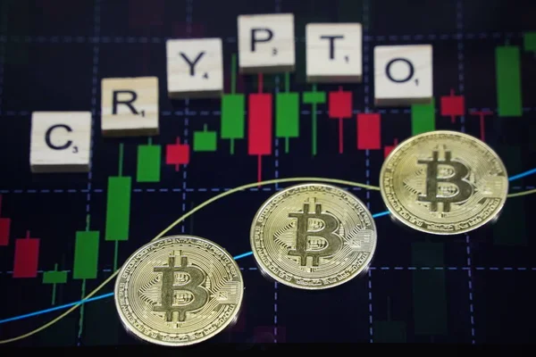 Almaty Kazachstan 2023 Bitcoin Munten Inscriptie Crypto Tegen Achtergrond Van — Stockfoto