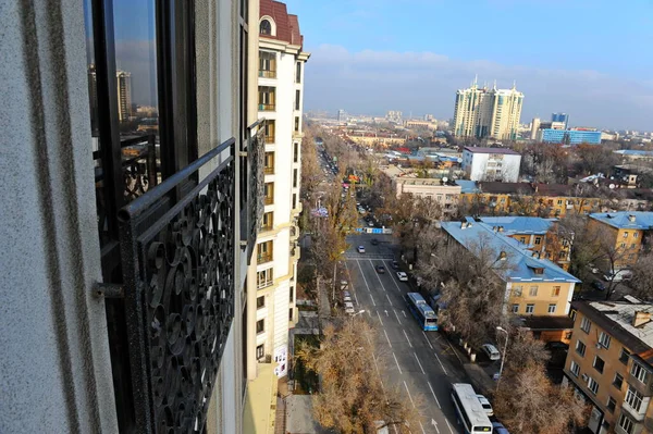 Almaty Kazakhstan 2015 Roadway Street Multi Storey Residential Complex — Stock Photo, Image