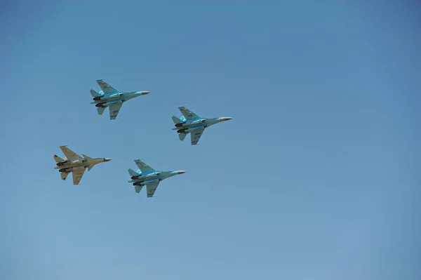 Almaty Kazakhstan 2016 Turns Fighters Kazakh Military Aviation Parade — Stock Photo, Image