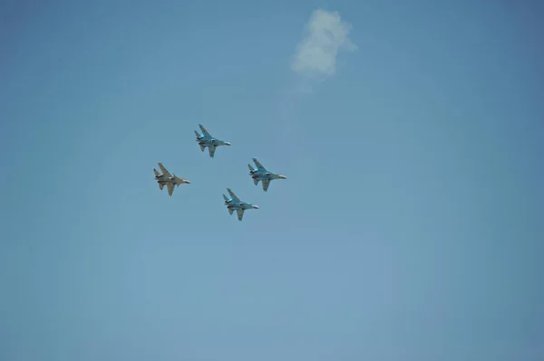 Almaty Kazachstan 2016 Draaien Van Strijders Van Kazachse Militaire Luchtvaart — Stockfoto