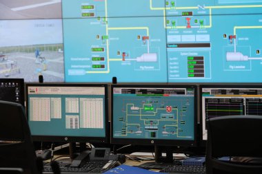 Almaty, Kazakistan - 04.25.2018: Kazak-Çin doğalgaz boru hattı AGP 'nin kontrol merkezi.