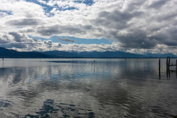 Cielo Dramático Sobre Lago Constanza Reflexión Interesante Vista Desde Lindau — Foto de Stock