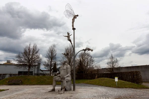 Pfullendorf Niemcy Kwiecień 2023 Rzeźba Petera Lenka Fontanna Młodości Seeparku — Zdjęcie stockowe