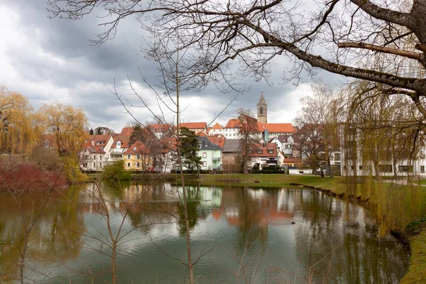 Malé Městské Jezero Starého Města Pfullendorfu Německo Baden Wuerttemberg — Stock fotografie