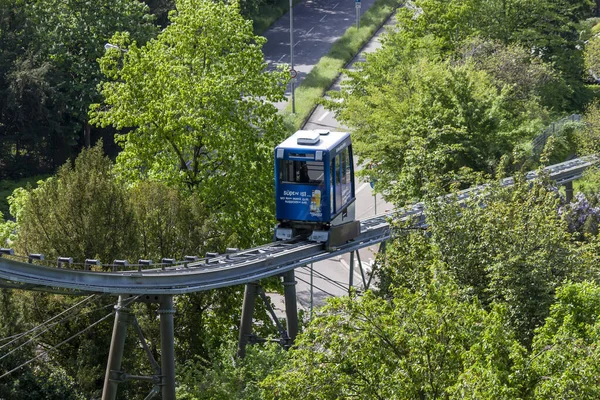 베르그 프랑스어 Freiburg 독일어 May 2023 Schlossbergbahn Castle Hill Railway — 스톡 사진