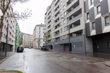 VIENNA, AUSTRIA - 15 Nisan 2023 Viyana, Avusturya 'daki Schwarzenbergplatz' da