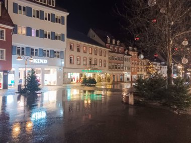 RAVENSBURG, GERMANY - 24 ARALIK 2022: Noel arifesinde Ravensburg sokaklarında kimse yok