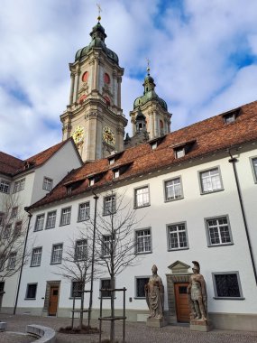 İsviçre 'nin St. Gallen kentindeki tarihi katedral ve manastır, Ocak 2023