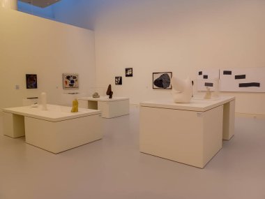 STRASBOURG, FRANCE - 4 HAZİRAN 2023: Strasbourg 'daki Modern ve Çağdaş Sanat Müzesinde Sergiler