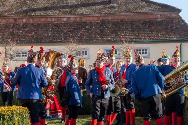 MEERSBURG, Almanya - 12 Şubat 2023: Büyüleyici, Karneval, Fastnacht, Güney Almanya 'da Mardi Gras