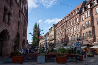 NUREMBERG, GERMANY - 18 MAYIS 2024: Nuremberg 'deki eski kasabanın çeyrekliklerinden birinde