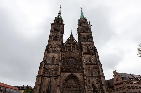 stock image The stunning St. Lorenz Kirche, or St. Lawrence Church, in the historic city of Nuremberg in Bavaria