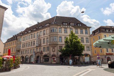 WURZBURG, Almanya - 19 Mayıs 2024 Barbarossa Garni Wurzburg Oteli