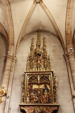 COLMAR, FRANCE - SEPTEMBER 20, 2024: Fransa 'nın Colmar kentindeki St. Martin Koleji Kilisesi' nin İçişleri