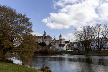 Tuna 'daki Sigmaringen' deki Hohenzollern Kalesi. Almanya, Baden Wuerttemberg