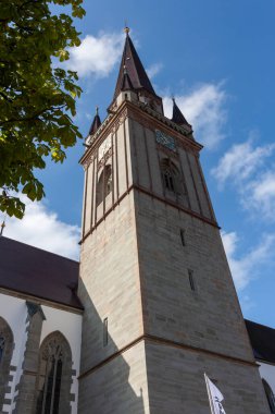 RADOLFZELL, Almanya - 19 Eylül 2024: Radolfzell, Almanya 'daki kilise kulesi